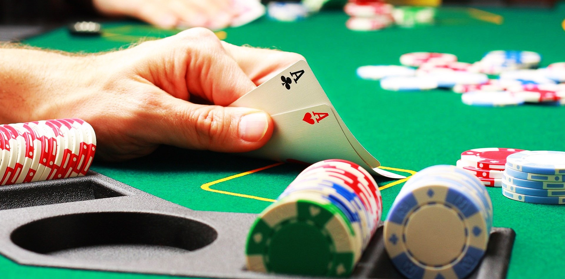 Trik Main Poker Online di HP Android Tanpa Modal